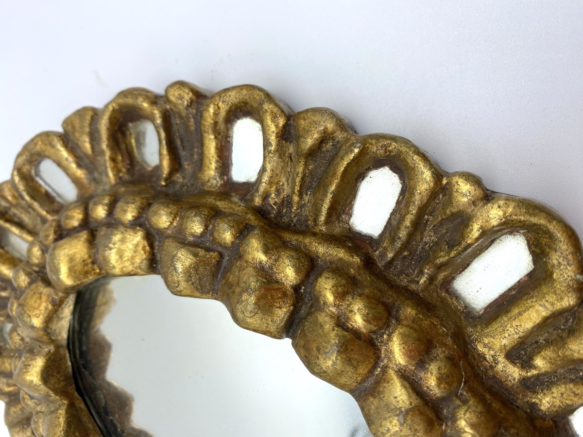Ancien miroir soleil français sculpté  bois doré petit modèle avec inclusions -photo-7