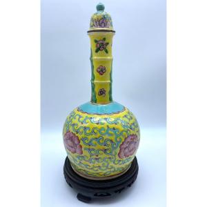 XIX China Old Straits Porcelain Vase On Yellow Fond