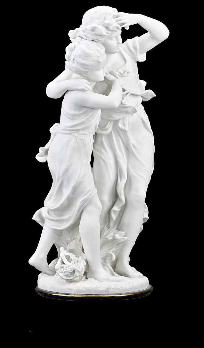 Sculpture En Biscuit « Les Deux Sœurs » H. Moreau-photo-4