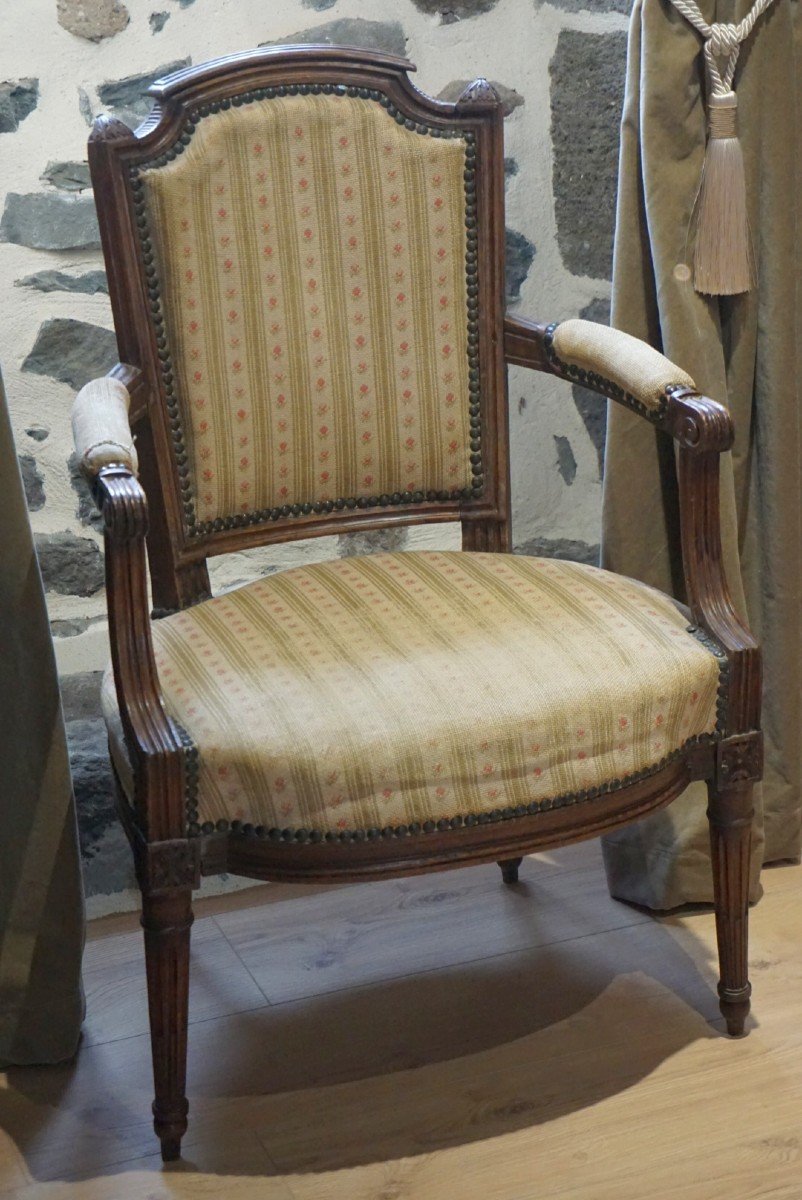 Fauteuil cabriolet XVIII ème siècle / Époque Louis XVI-photo-2