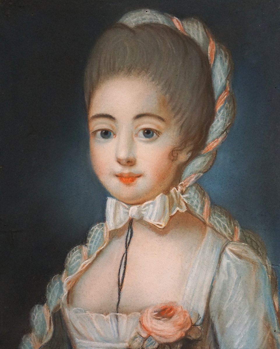 CIRCA 1750 / JEUNE FEMME AU RUBAN / ÉCOLE FRANÇAISE / pastel-photo-2