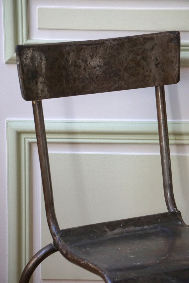 Four Industrial Metal Chairs From The 30s And 50s-photo-3