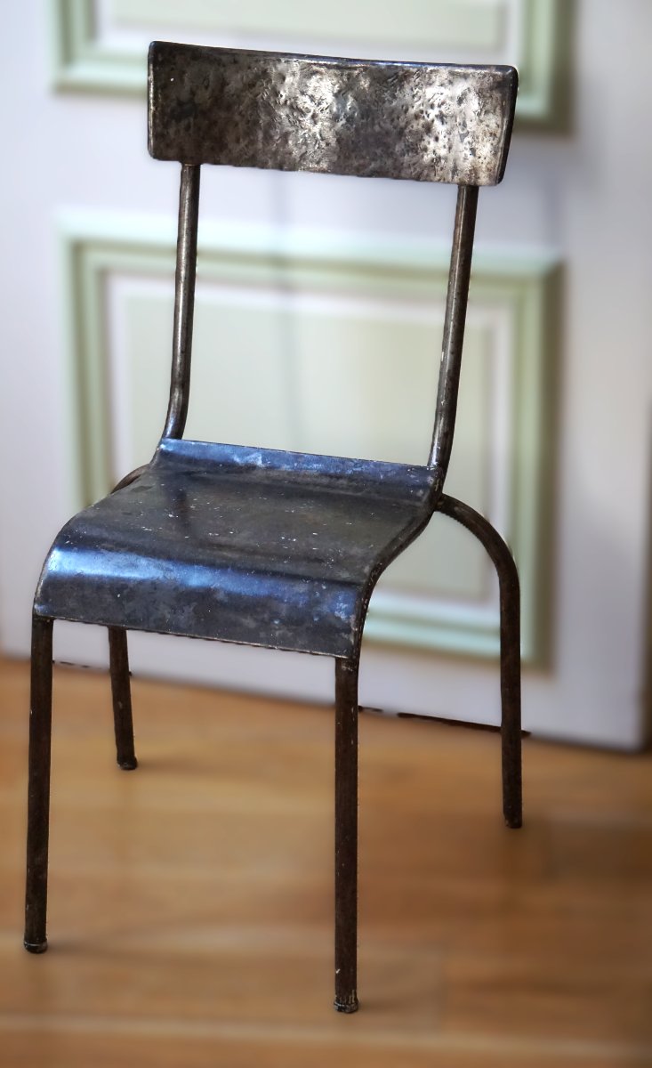 Four Industrial Metal Chairs From The 30s And 50s-photo-5