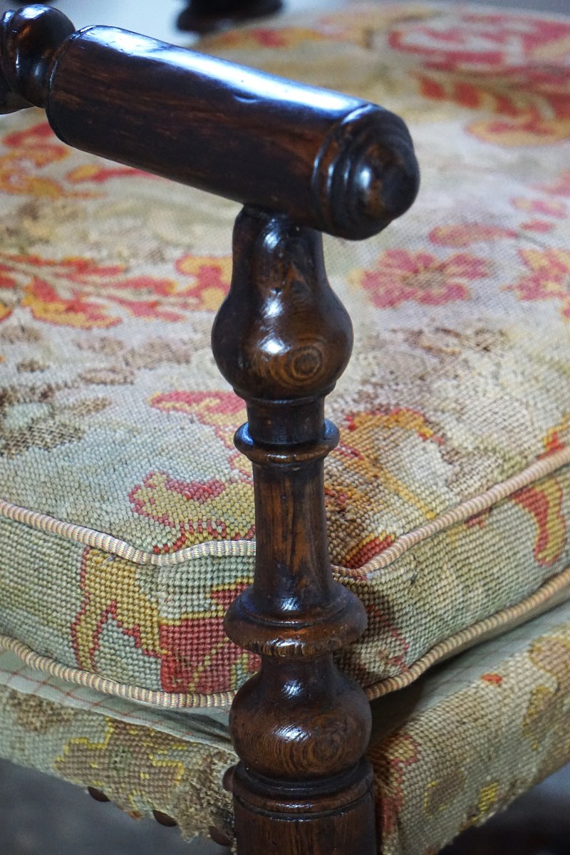 FAUTEUIL À BRAS EN NOYER TOURNÉ ET VRILLÉ – FRANCE, XVIIe SIÈCLE-photo-4