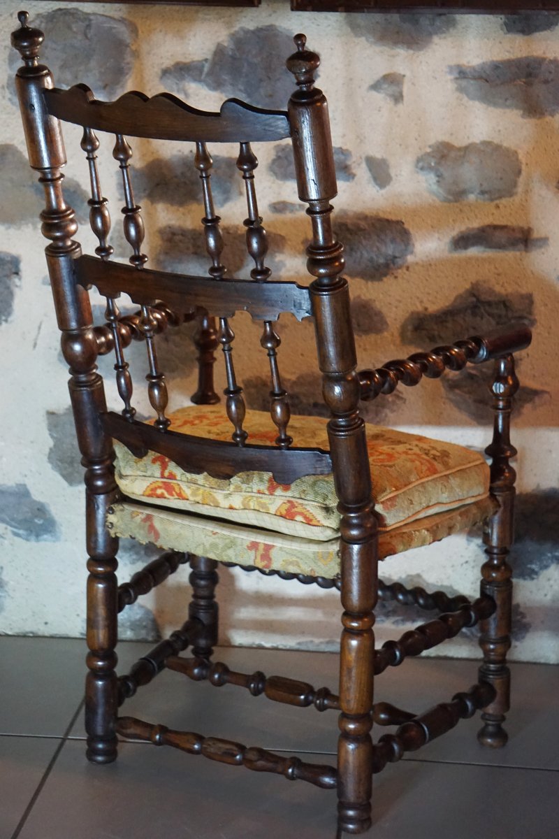 FAUTEUIL À BRAS EN NOYER TOURNÉ ET VRILLÉ – FRANCE, XVIIe SIÈCLE-photo-7
