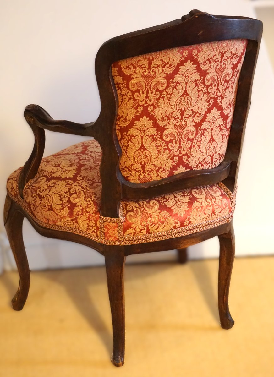 Louis XV Armchair / 18th Century / Carved Solid Walnut-photo-6