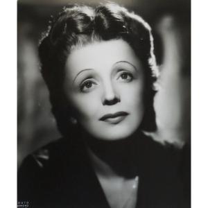 EDITH PIAF / PORTRAIT CIRCA 1947 /  RAYMOND VOINQUEL (1912-1985) / tirage argentique d'époque