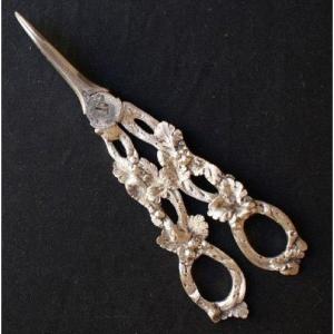 Grape Scissors 19th Seculer (english) 