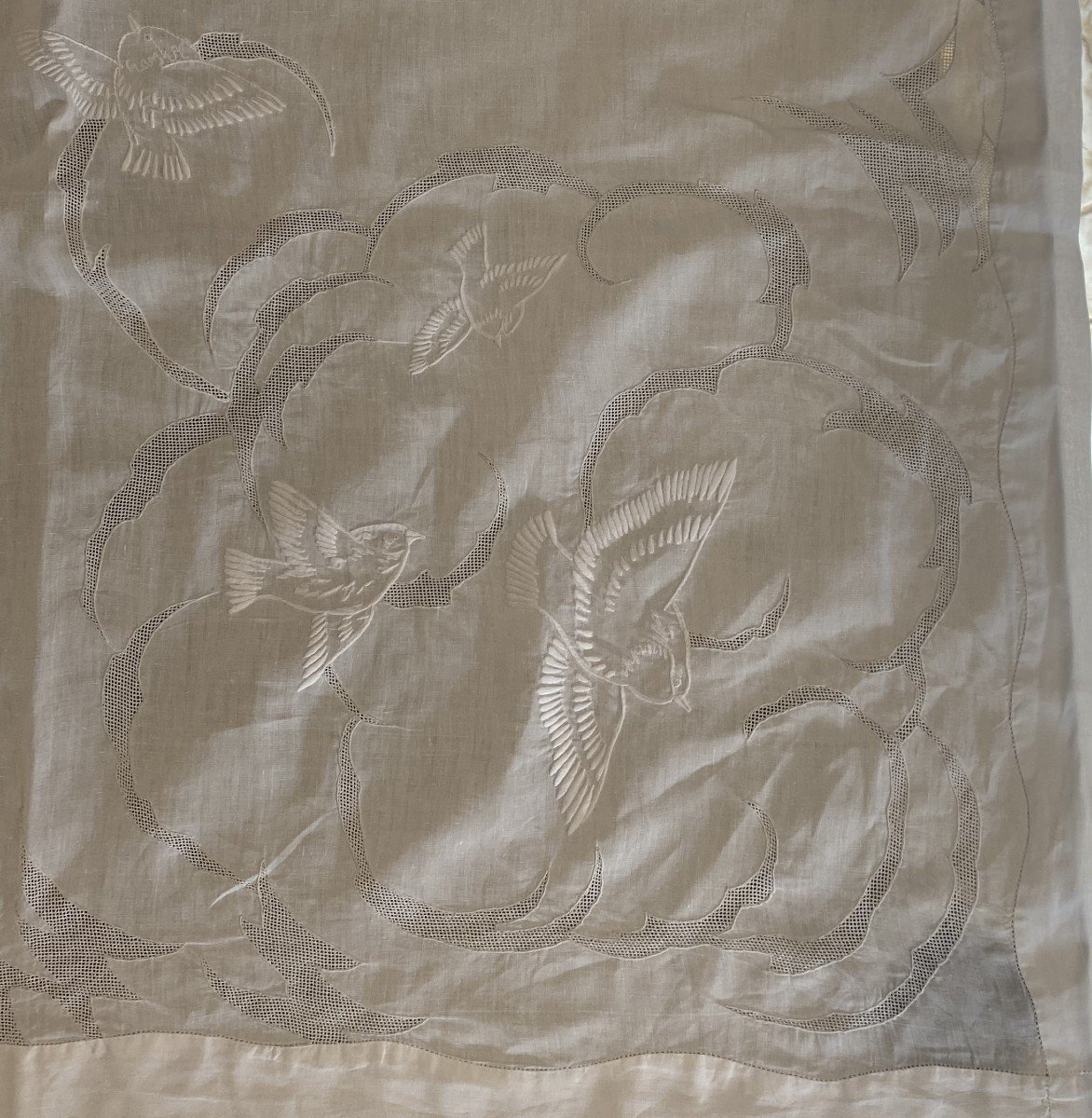 Large Linen Thread Tablecloth Embroidered Birds And Clouds Early XX-photo-1