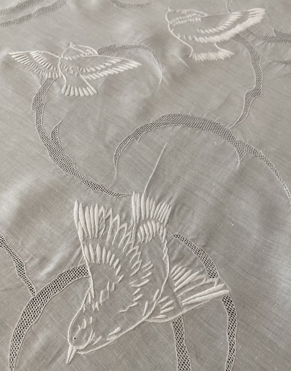 Large Linen Thread Tablecloth Embroidered Birds And Clouds Early XX-photo-4