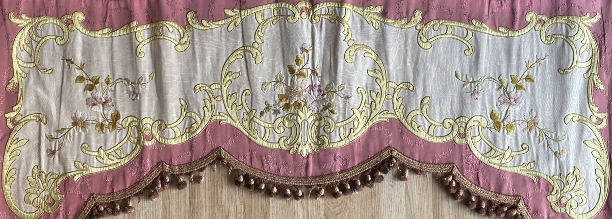 Pair Of Pink Valance With Flowered Basket 19th-photo-1