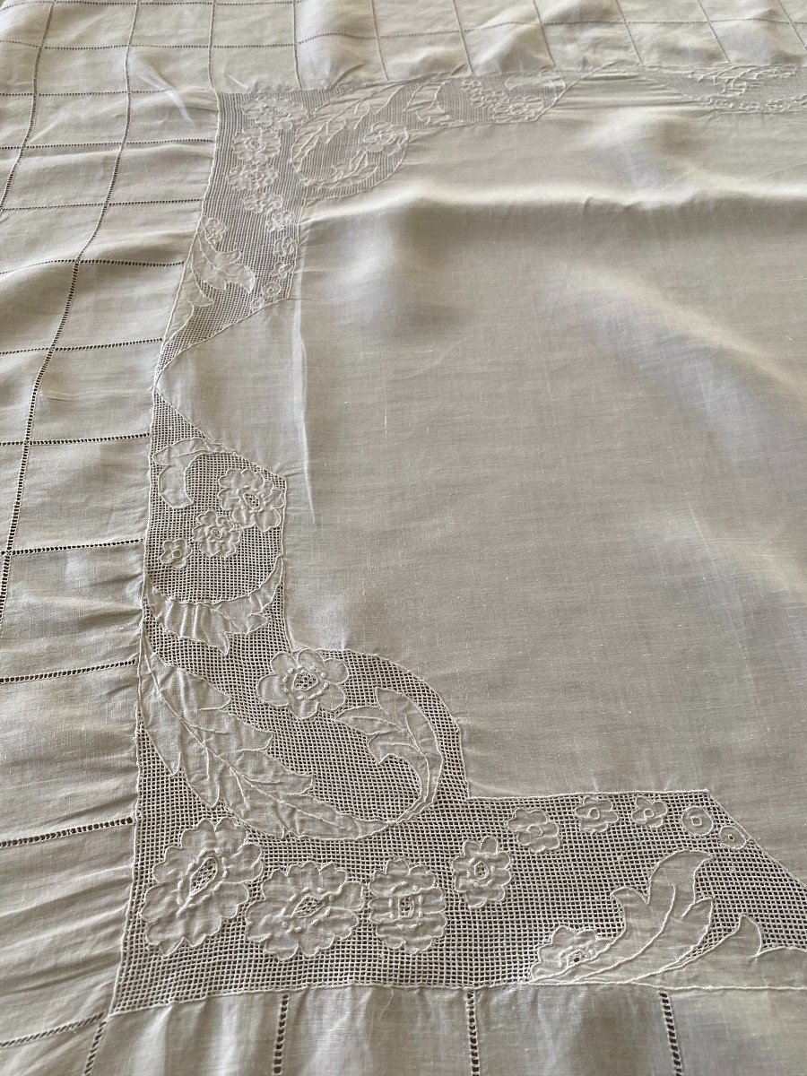 Square Tablecloth In 20th Century Lace Linen Thread-photo-1