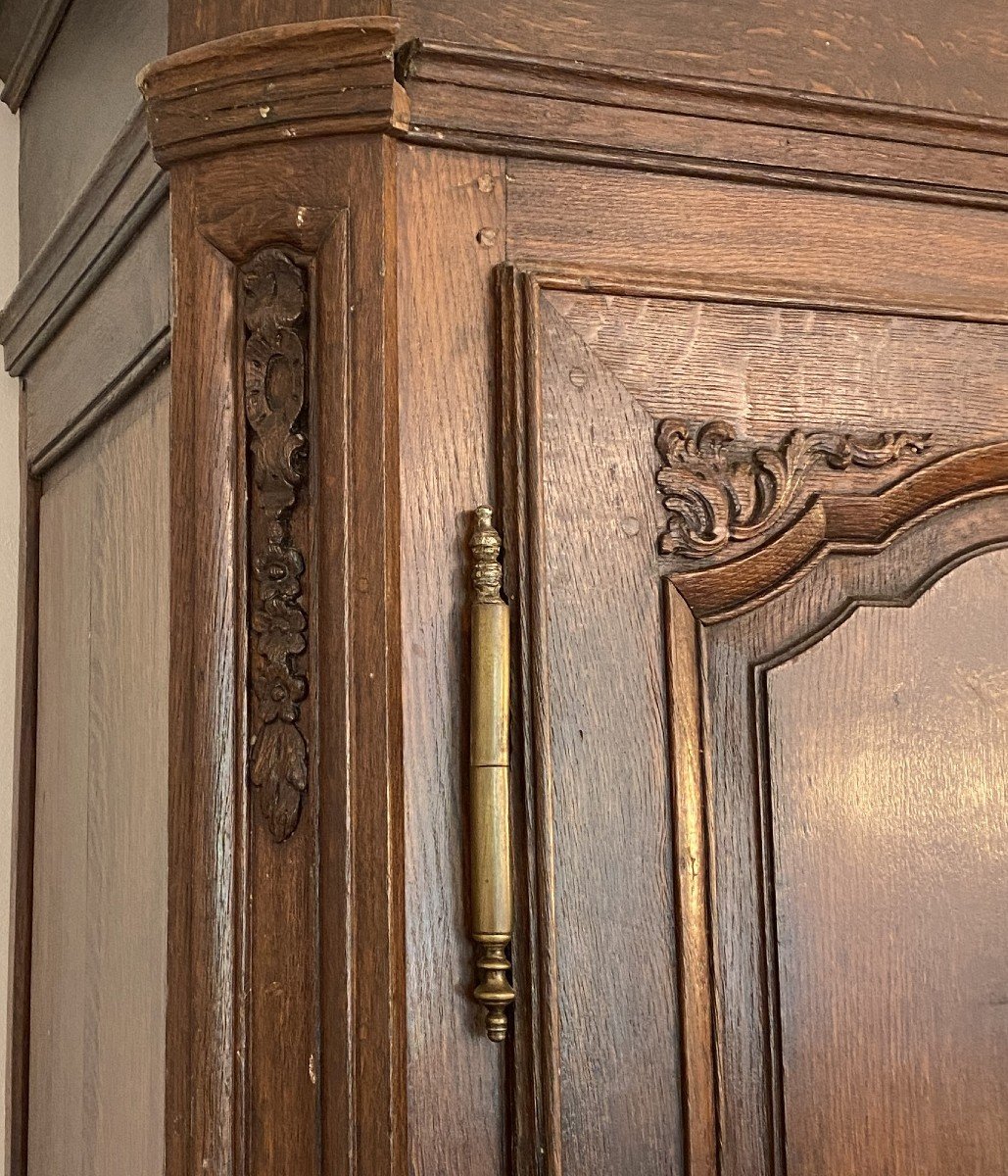 Louis XIV Oak Wardrobe Lion Paws XVII-photo-4