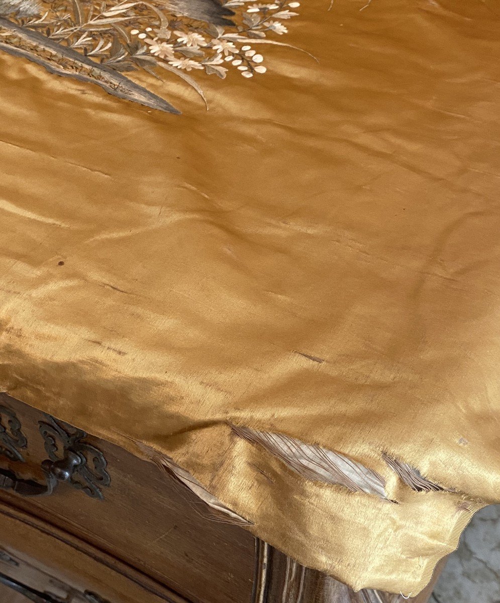 Embroidered Golden Silk Chinese Hanging 2-photo-7