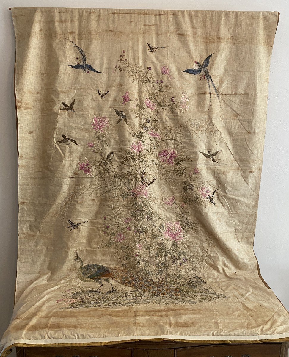 Embroidered Golden Silk Chinese Hanging 2-photo-8