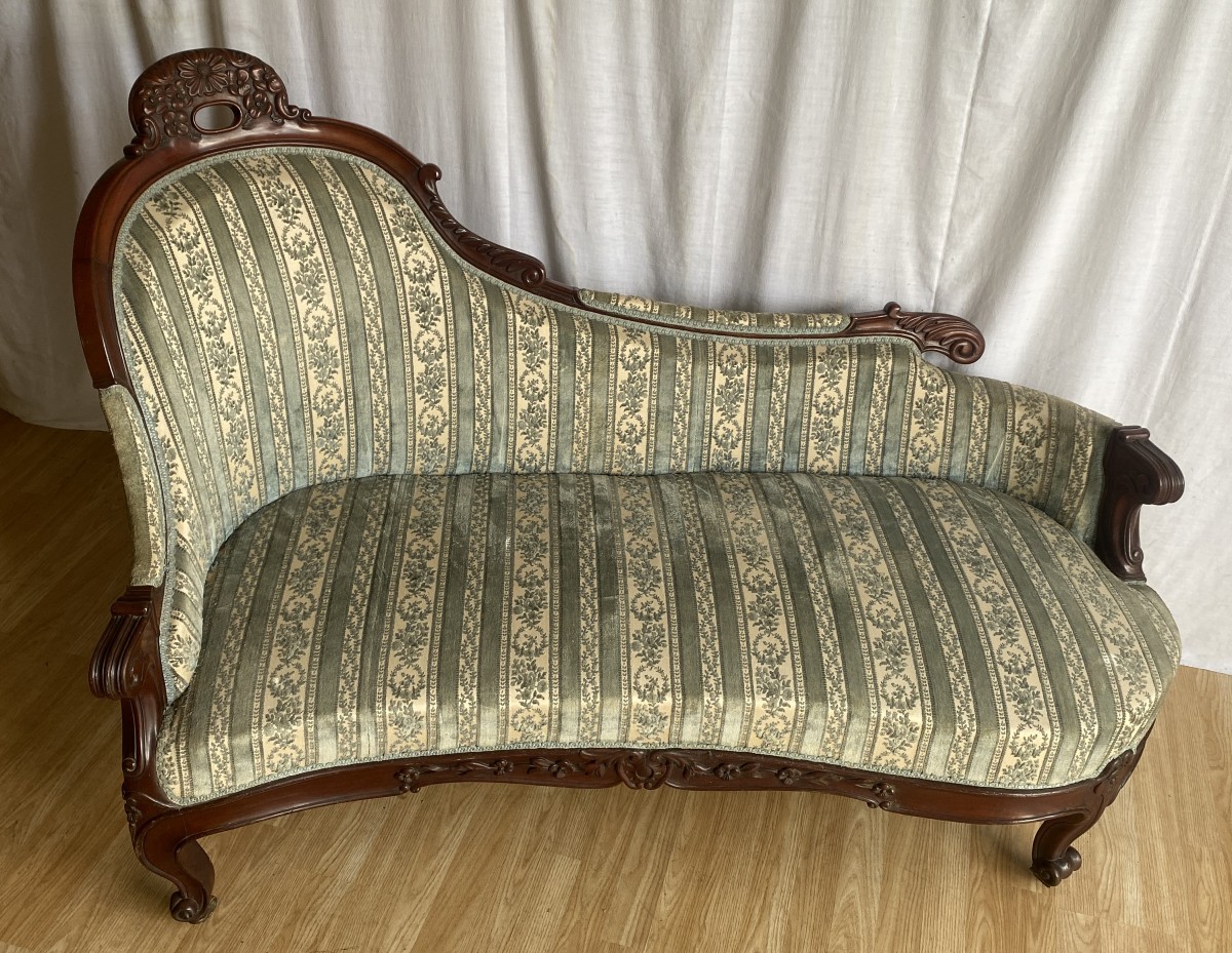 Napoleon III Bench Or Daybed In Carved Mahogany And 19th Century Velvet
