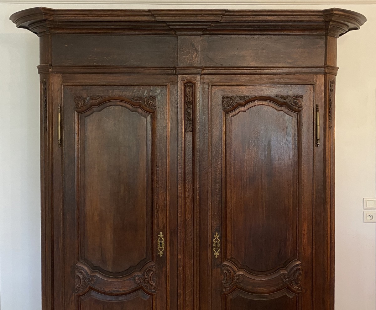 Oak Cabinet Louis XIV Lion’s Paws XVIII-photo-2