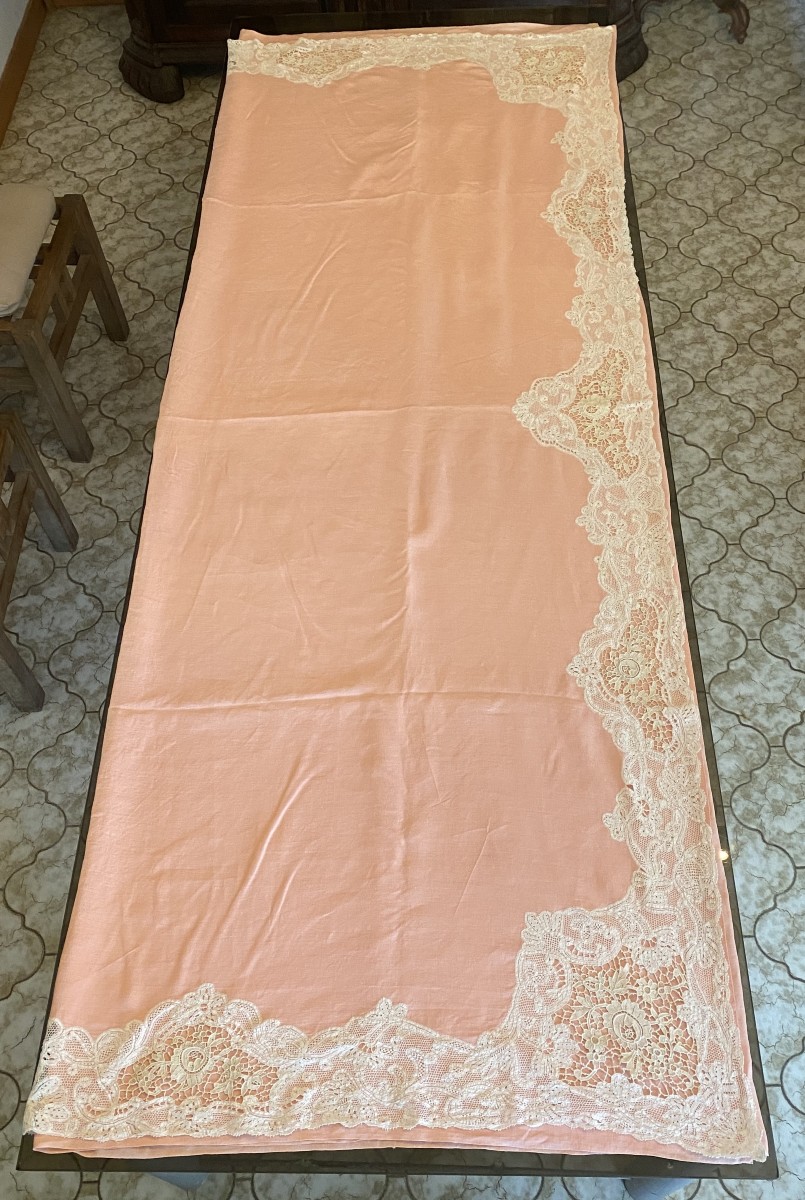 Linen Lace Trousseau Cloth And Its Traversin Linen Thread Lace With A Decoration Of Flowers-photo-3