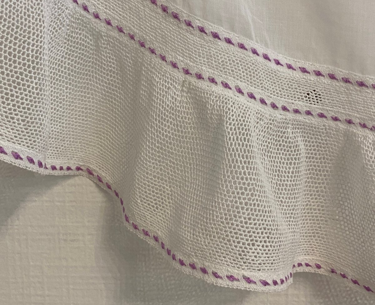 Nappe Ronde  Fils De Lin à Décor De Violettes   XX ème-photo-3