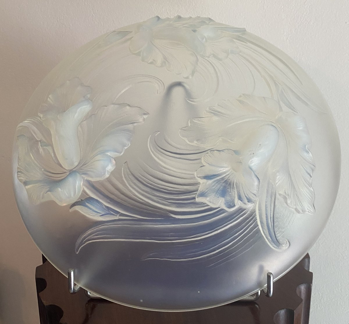Verlys Large Opalescent Glass Cup With Iris Decoration, 20th Century-photo-3