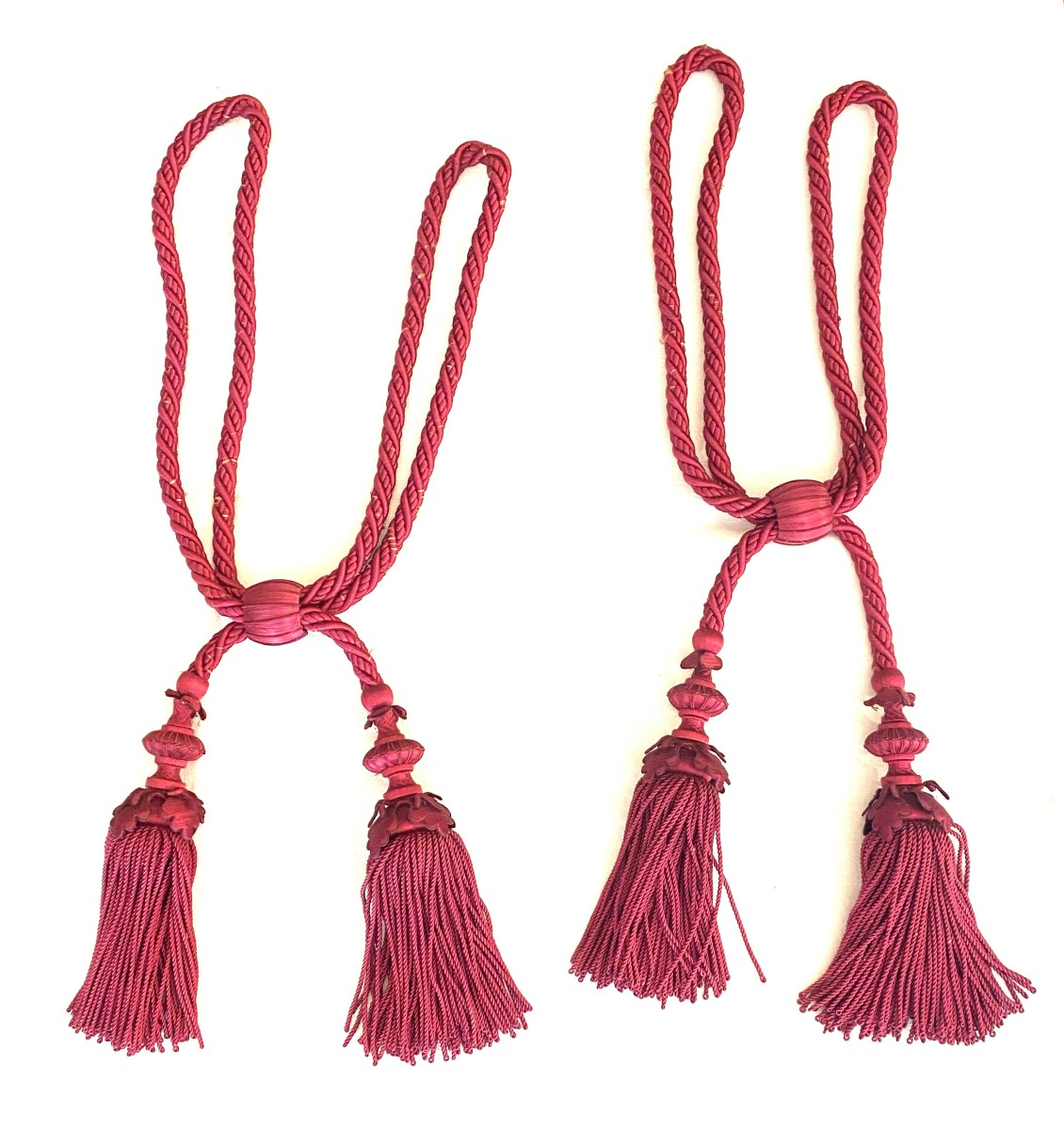 Paire d’embrasses XIXᵉ siècle Époque Napoléon III Couleur framboise