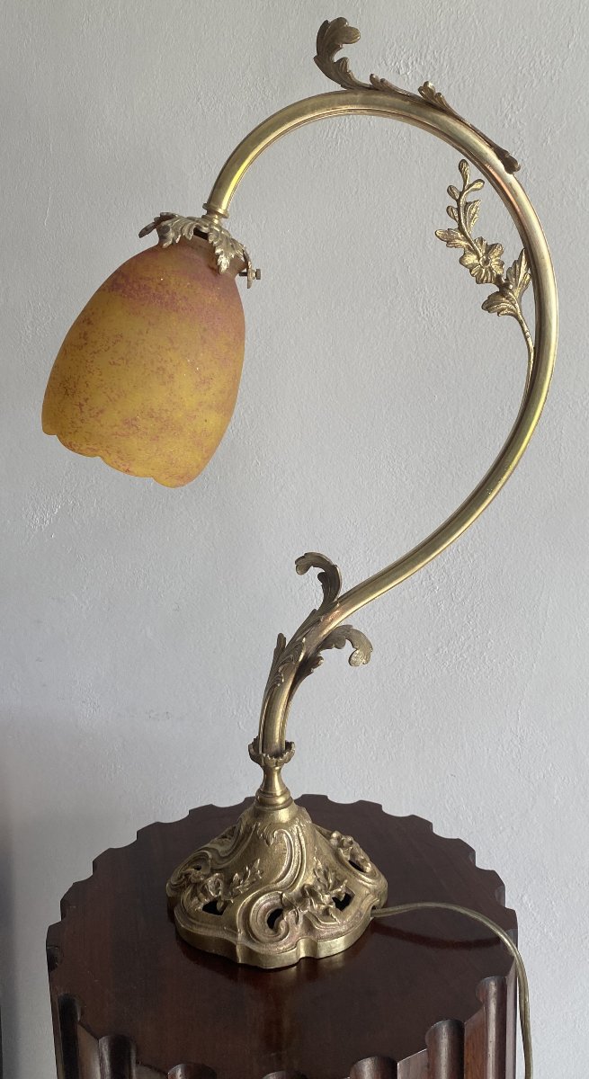 Lampe à poser Art Nouveau en Bronze et Tulipe En Pâte De Verre de DELATTE Nancy XX ème-photo-2