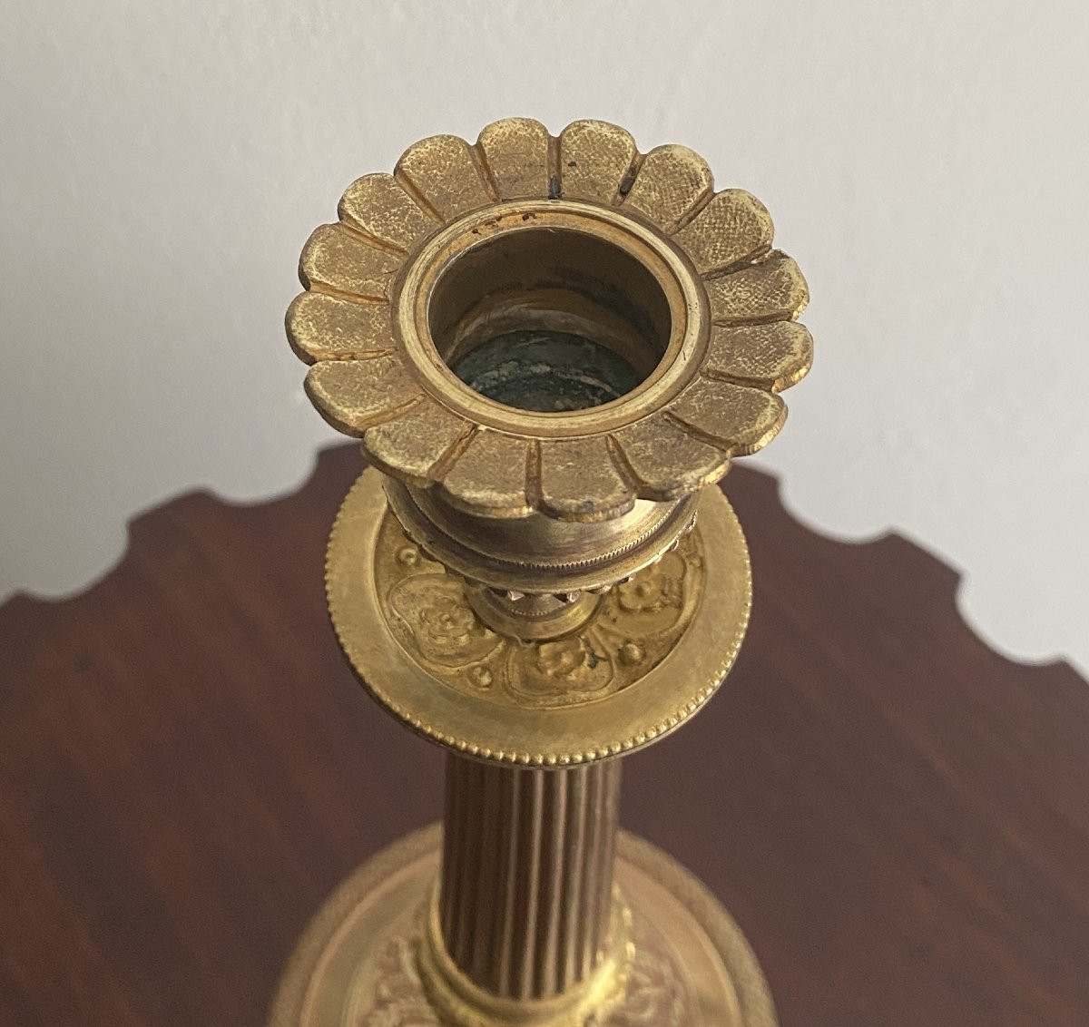 Paire De Bougeoirs En Bronze d'époque Charles X Doré et Ciselés XIX ème-photo-3