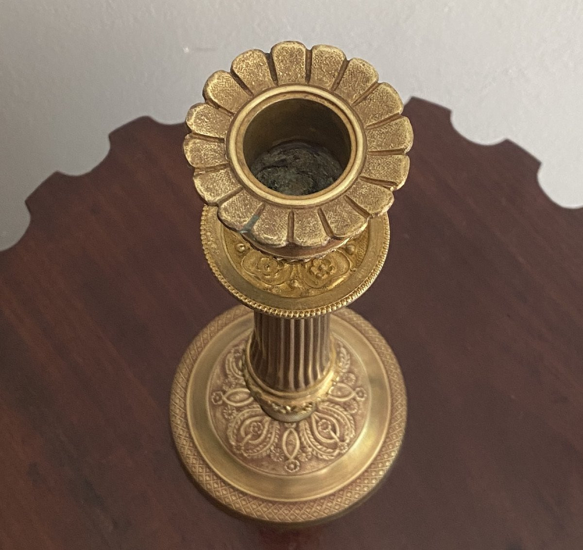 Paire De Bougeoirs En Bronze d'époque Charles X Doré et Ciselés XIX ème-photo-1