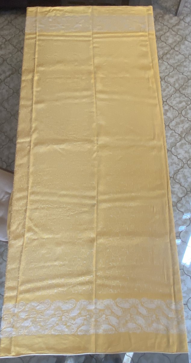 Nappe et ses 12 serviettes de table – reflet or sur fond crème   -photo-3