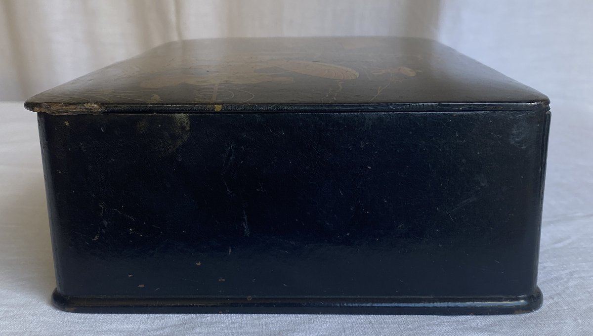 Boîte chinoise carton bouilli et laquée à décor doré – XIXᵉ siècle-photo-4