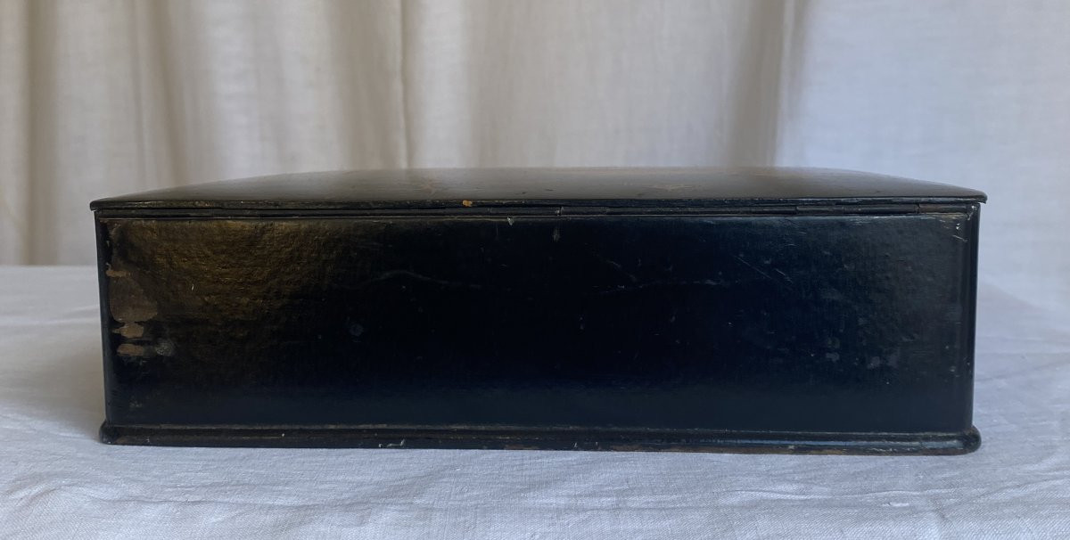 Boîte chinoise carton bouilli et laquée à décor doré – XIXᵉ siècle-photo-5