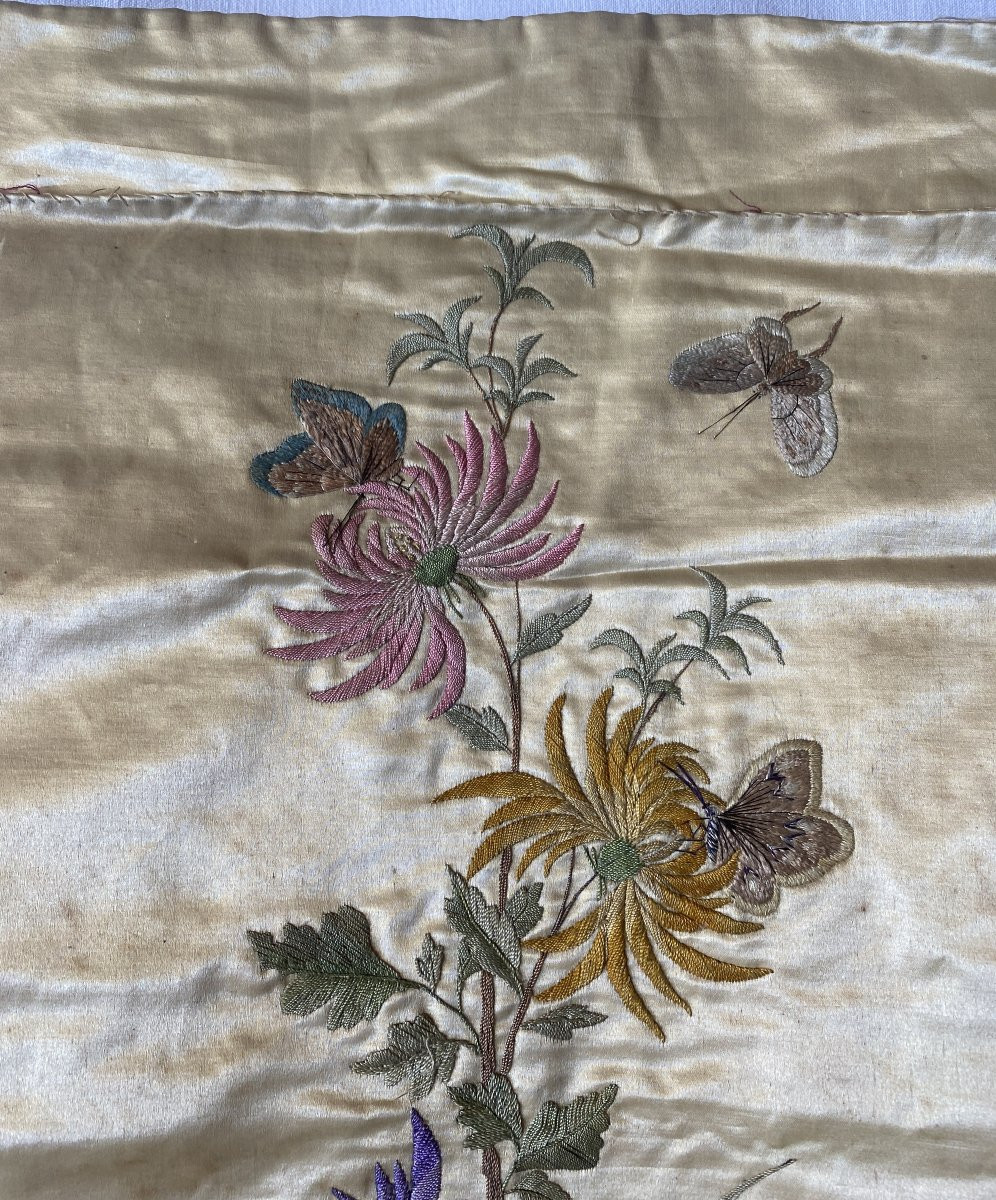 Embroidered Silk Panel – China, 19th Century-photo-2