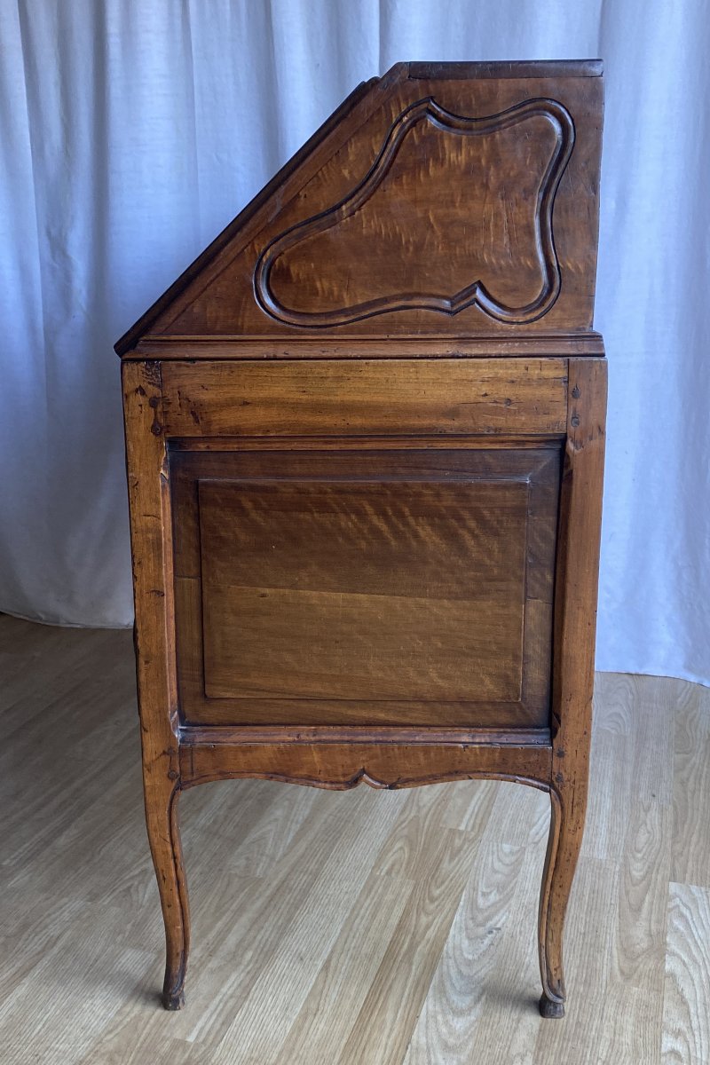 Commode scriban ou bureau à pente Louis XV sculpté en noyer XVIII ème-photo-5