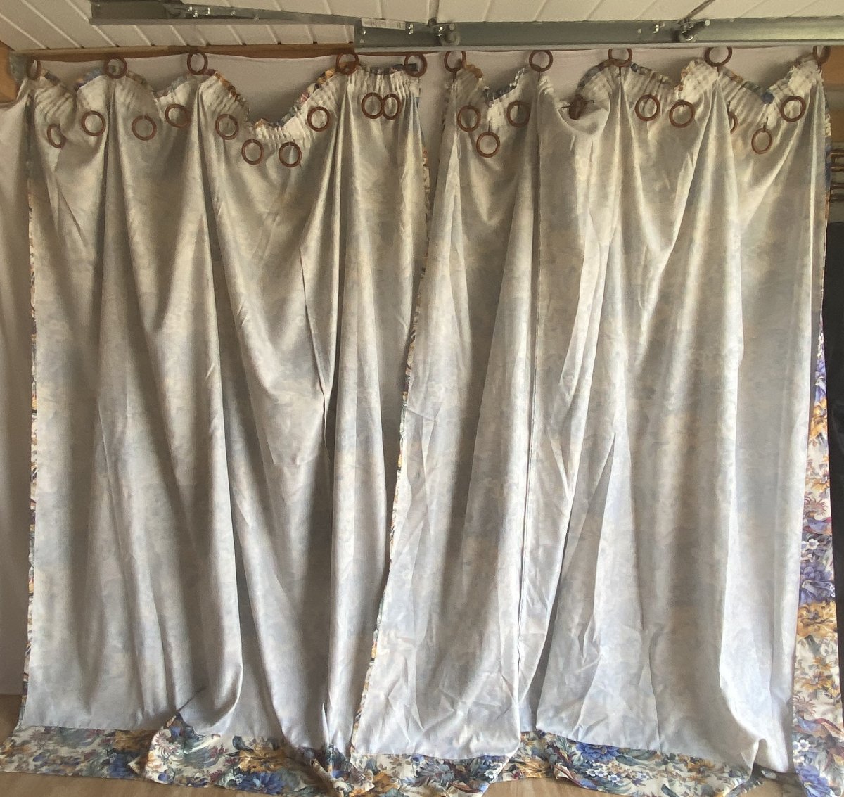 4 Pairs Of Antique Curtains Decorated With Birds And Large Flowers -photo-5