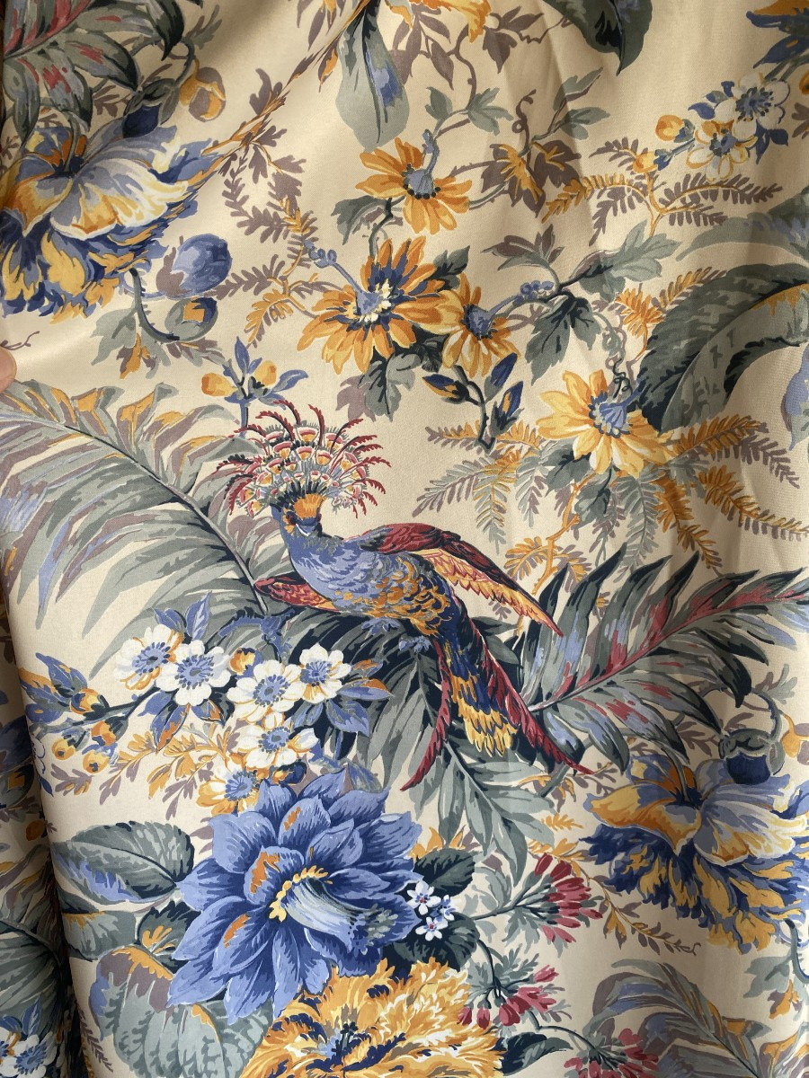 4 Pairs Of Antique Curtains Decorated With Birds And Large Flowers 
