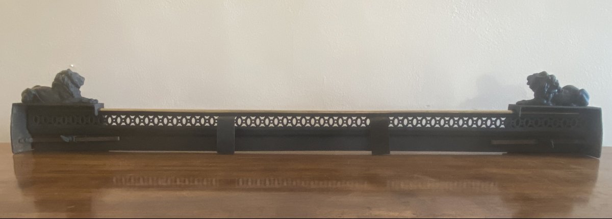 19th Century Cast Iron And Brass Fireplace Or Hearth Bar With Lions And Fleur-de-lis-photo-5