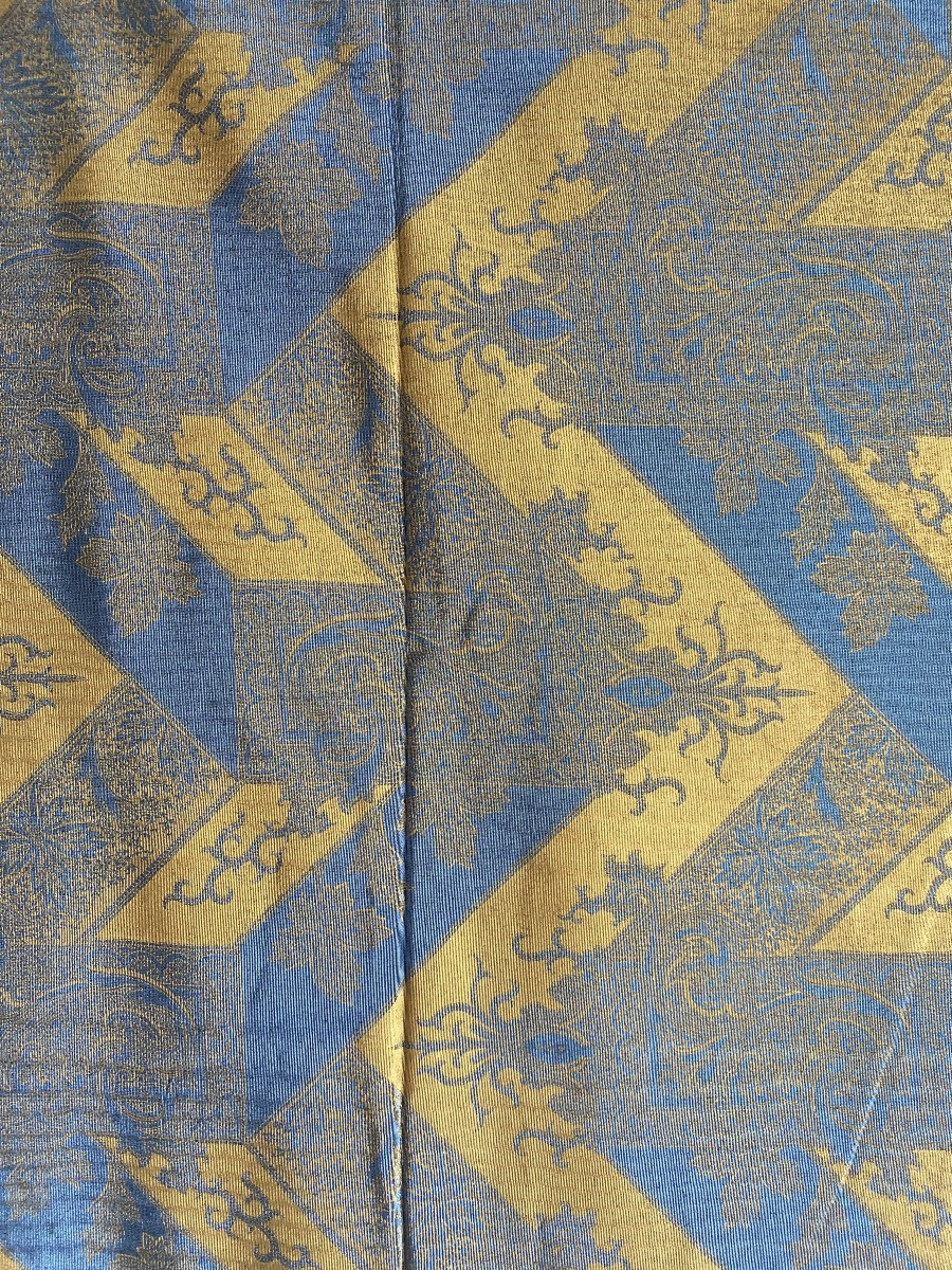 Coupon de tissu bleu roi et or XX ème