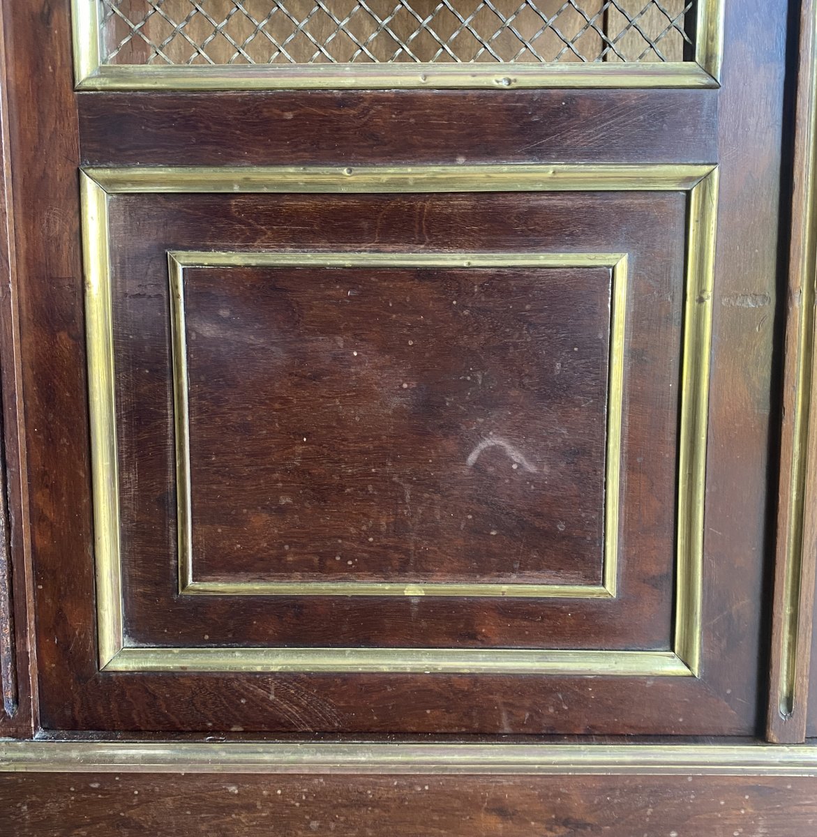 Bibliothèque grillagée de style Louis XVI en acajou XIX ème-photo-2