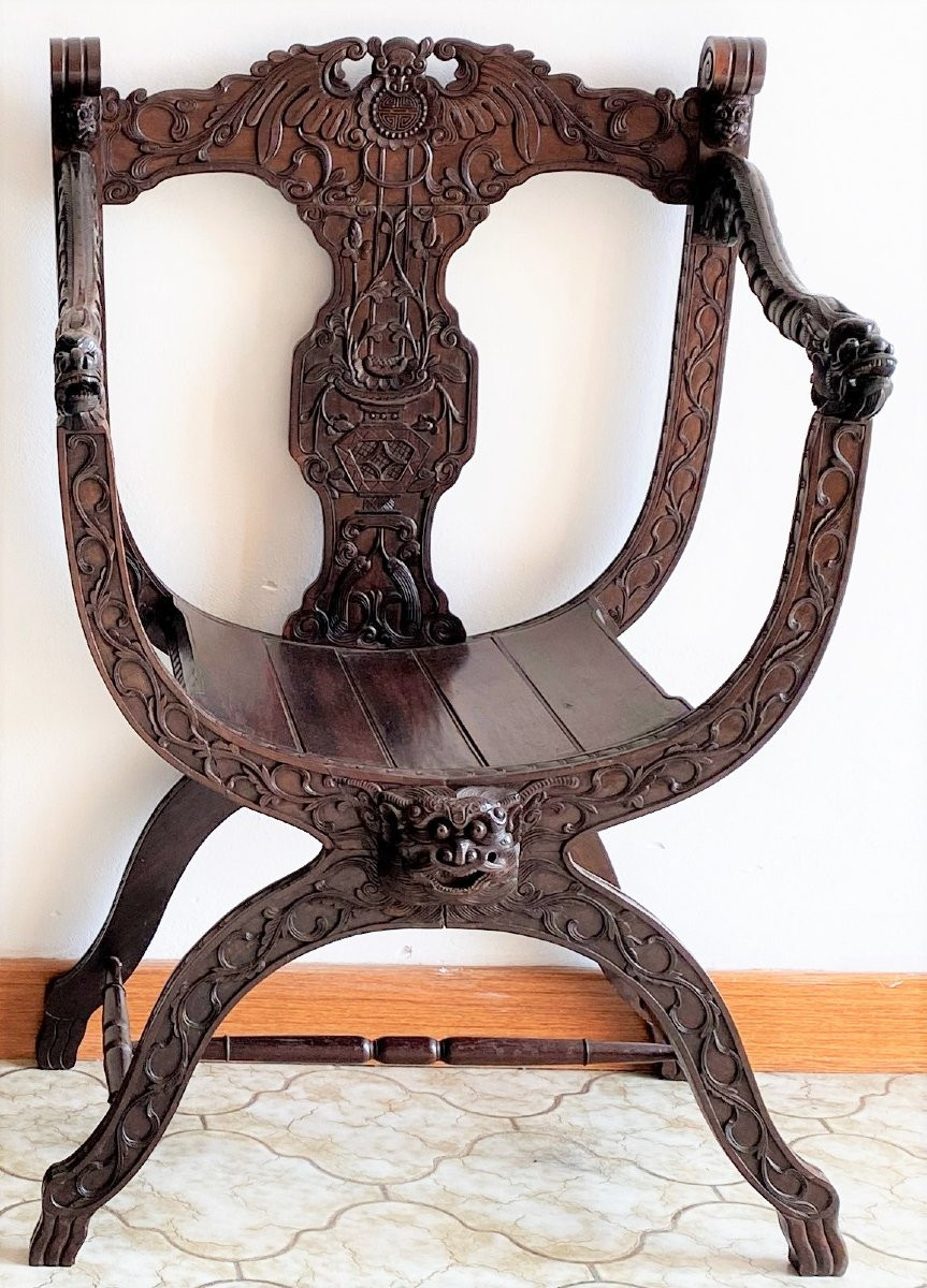  Fauteuils Curules Chinois Sculptées En palissandre  XIX ème-photo-3