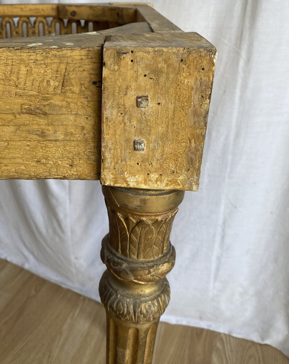 Grande console Louis XVI sculptée et dorée sur 4 pieds du XVIII ème-photo-7