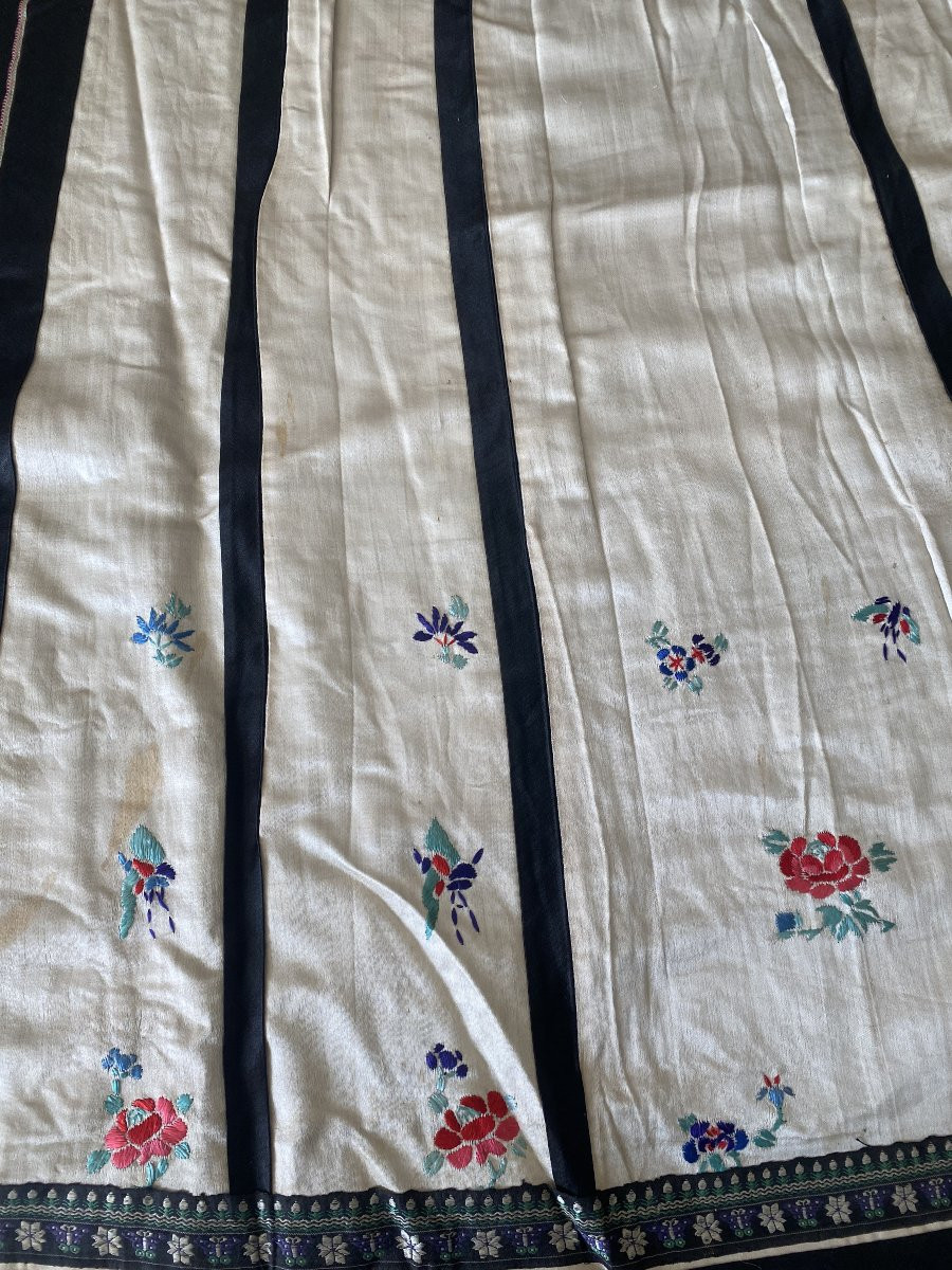 Jupe chinoise ancienne en soie brodée – début XIXe siècle – décor oiseaux et fleurs-photo-4