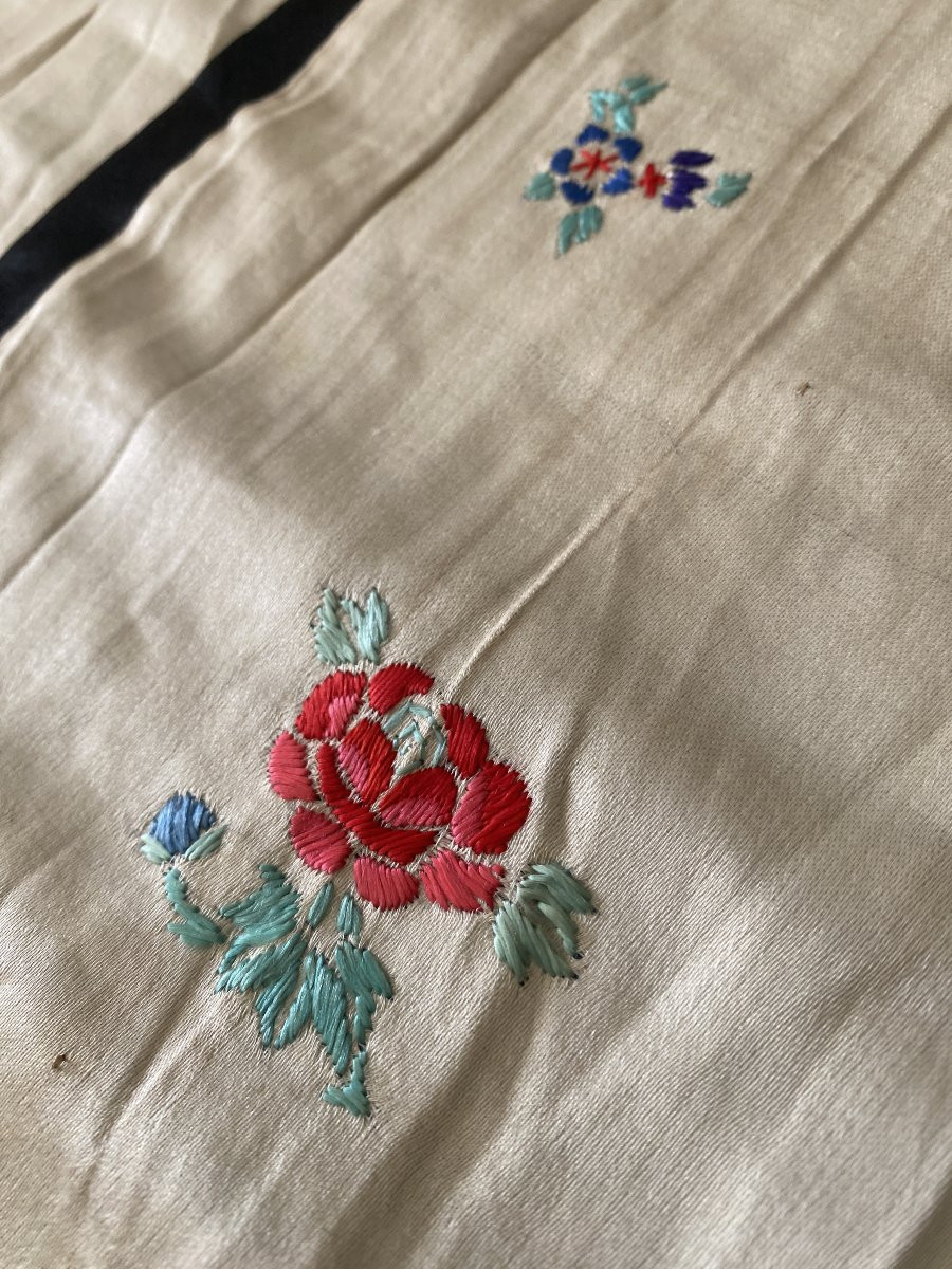Jupe chinoise ancienne en soie brodée – début XIXe siècle – décor oiseaux et fleurs-photo-6