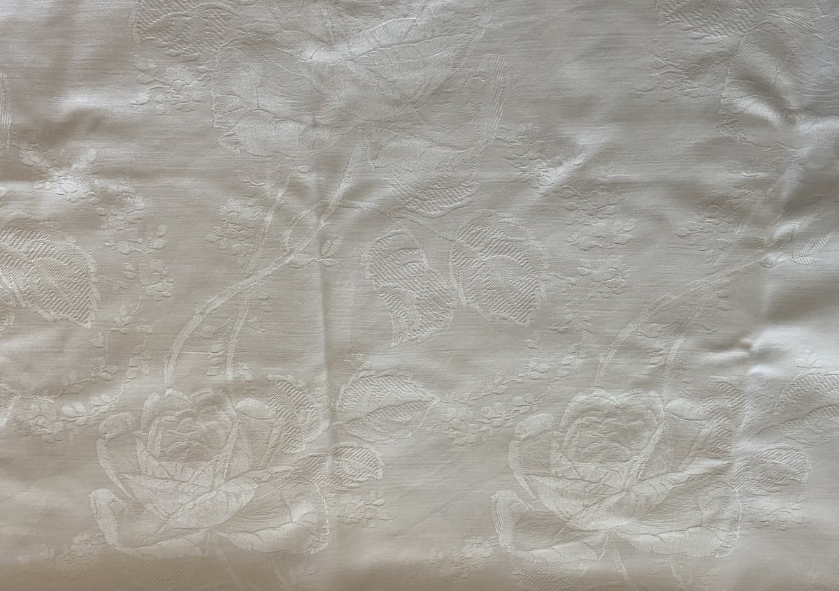 Pair Of Damask Cotton And Silk Pillowcases - Elegant Rose And Foliage Design-photo-3