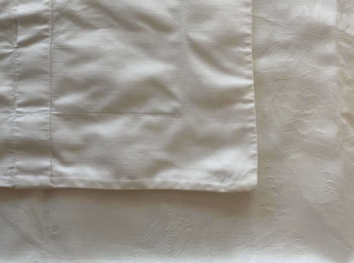 Pair Of Damask Cotton And Silk Pillowcases - Elegant Rose And Foliage Design-photo-4