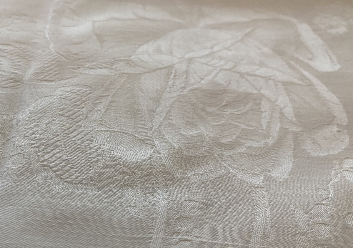 Pair Of Damask Cotton And Silk Pillowcases - Elegant Rose And Foliage Design
