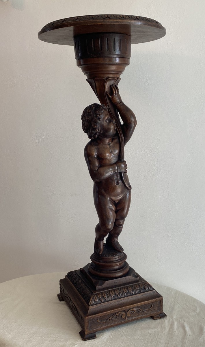 Sellette ou colonne Putti en bois de noyer sculpté XIX ème