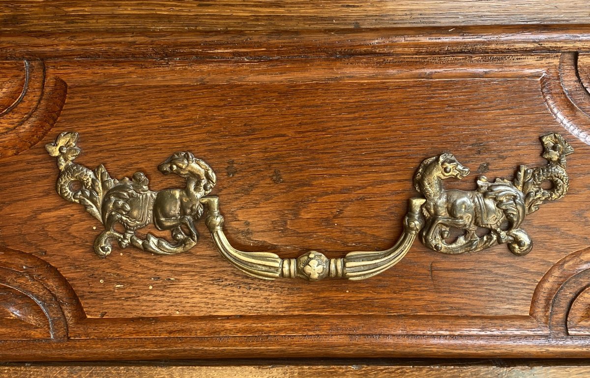18th-century Louis XV-style Chest Of Drawers In Molded Oak-photo-4
