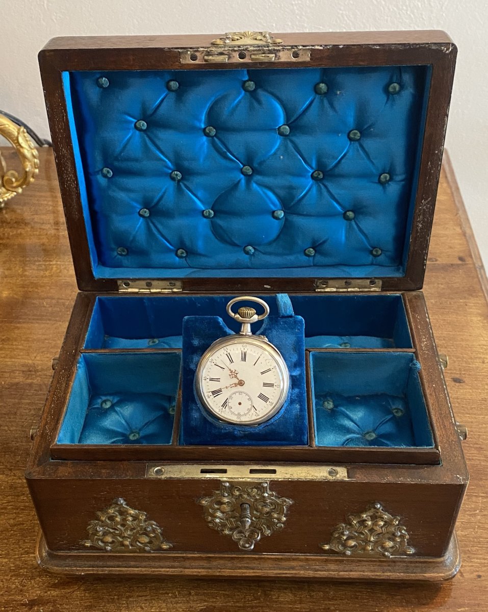 Coffret ou boîte à bijoux Napoléon III en acajou et laiton porte montre XIX ème