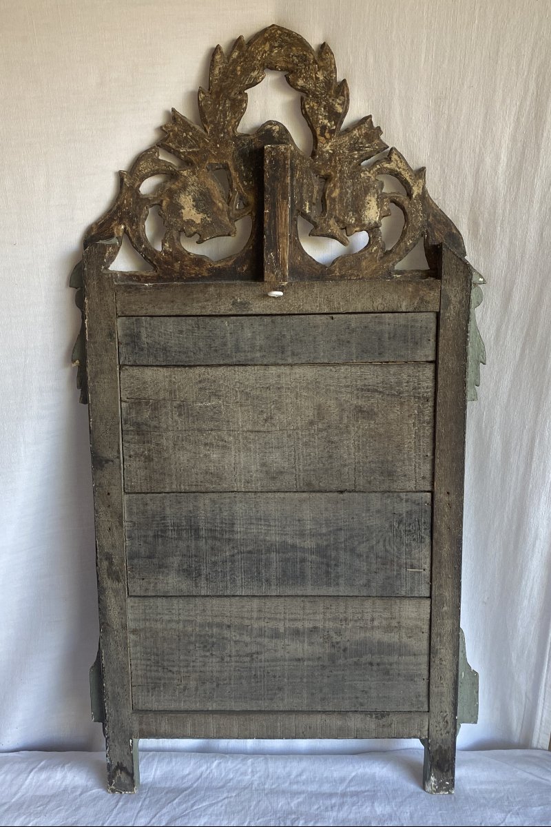 Glace ou Miroir à fronton de style Louis XVI en bois sculpté et doré XIX ème-photo-1