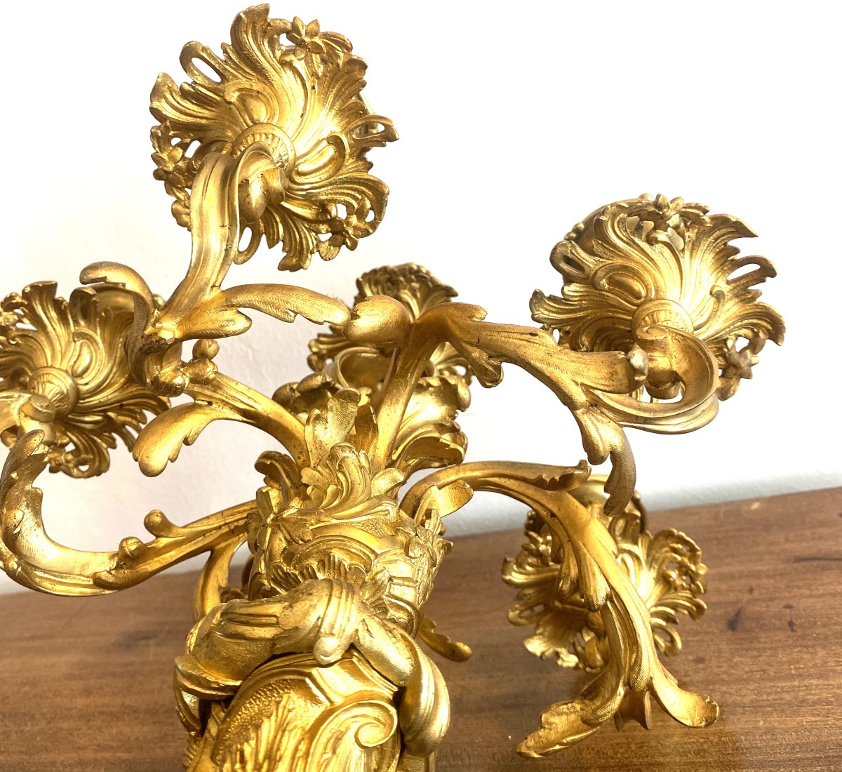 Grande Paire de candélabres Style Louis XV Rocaille en bronze Doré et ciselé   XIX ème-photo-3